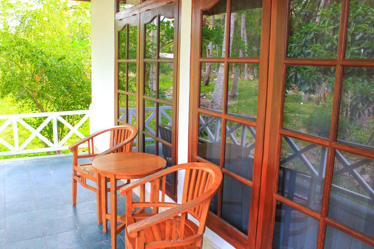 Gili Air Hotel Exterior photo